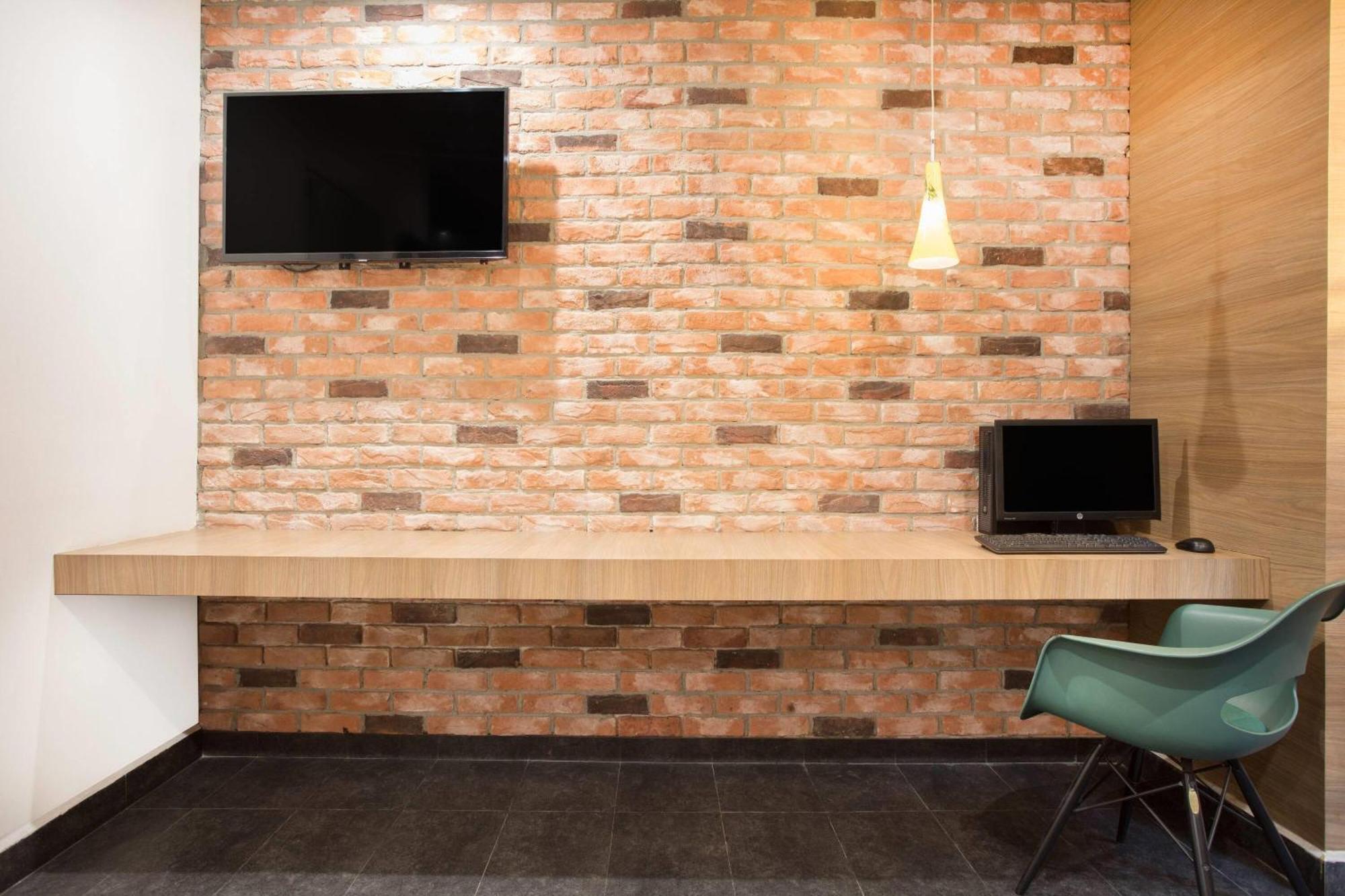 Tryp By Wyndham World Trade Center Area Hotel 4*