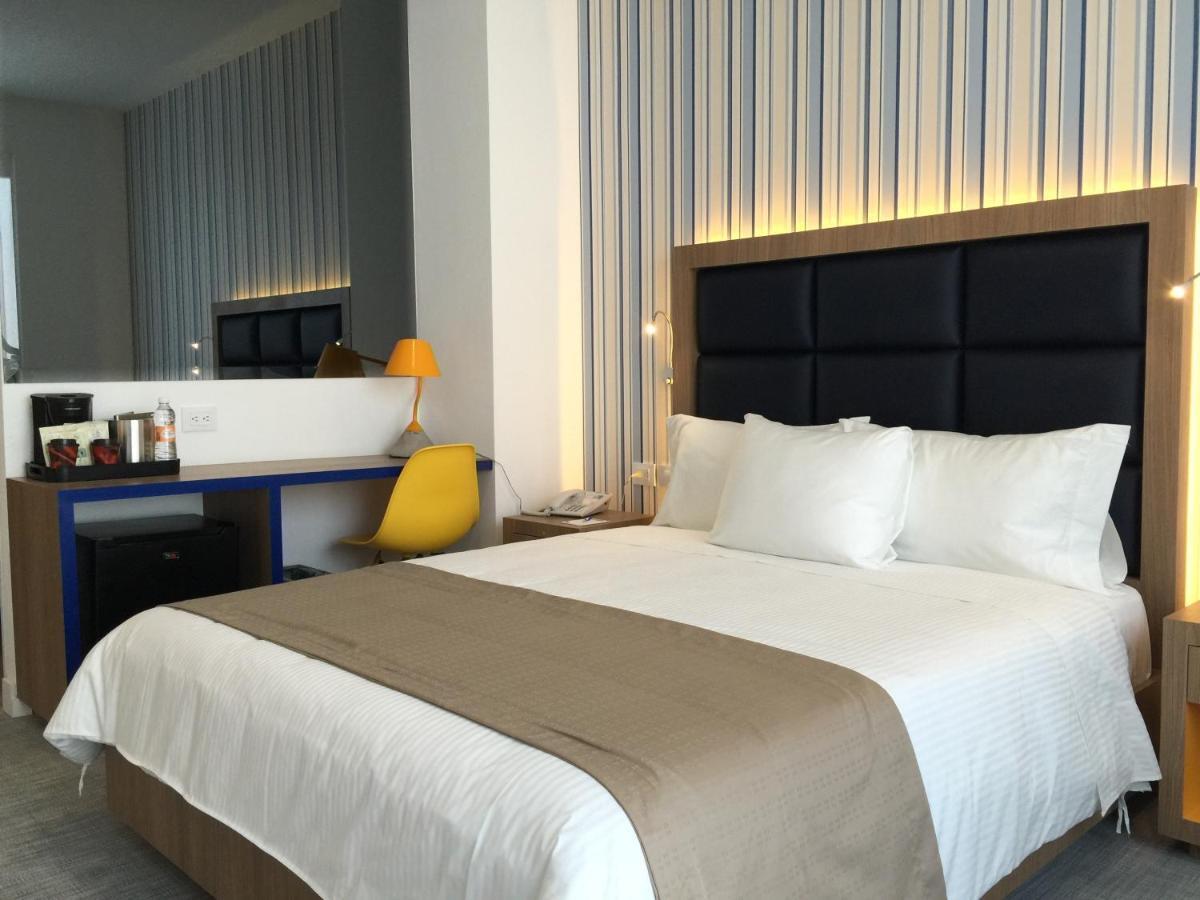 Tryp By Wyndham World Trade Center Area Hotel Mexico